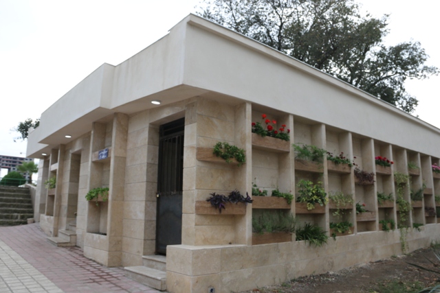 احداث و بازسازی سرویس بهداشتی حاشیه استخر لاهیجان